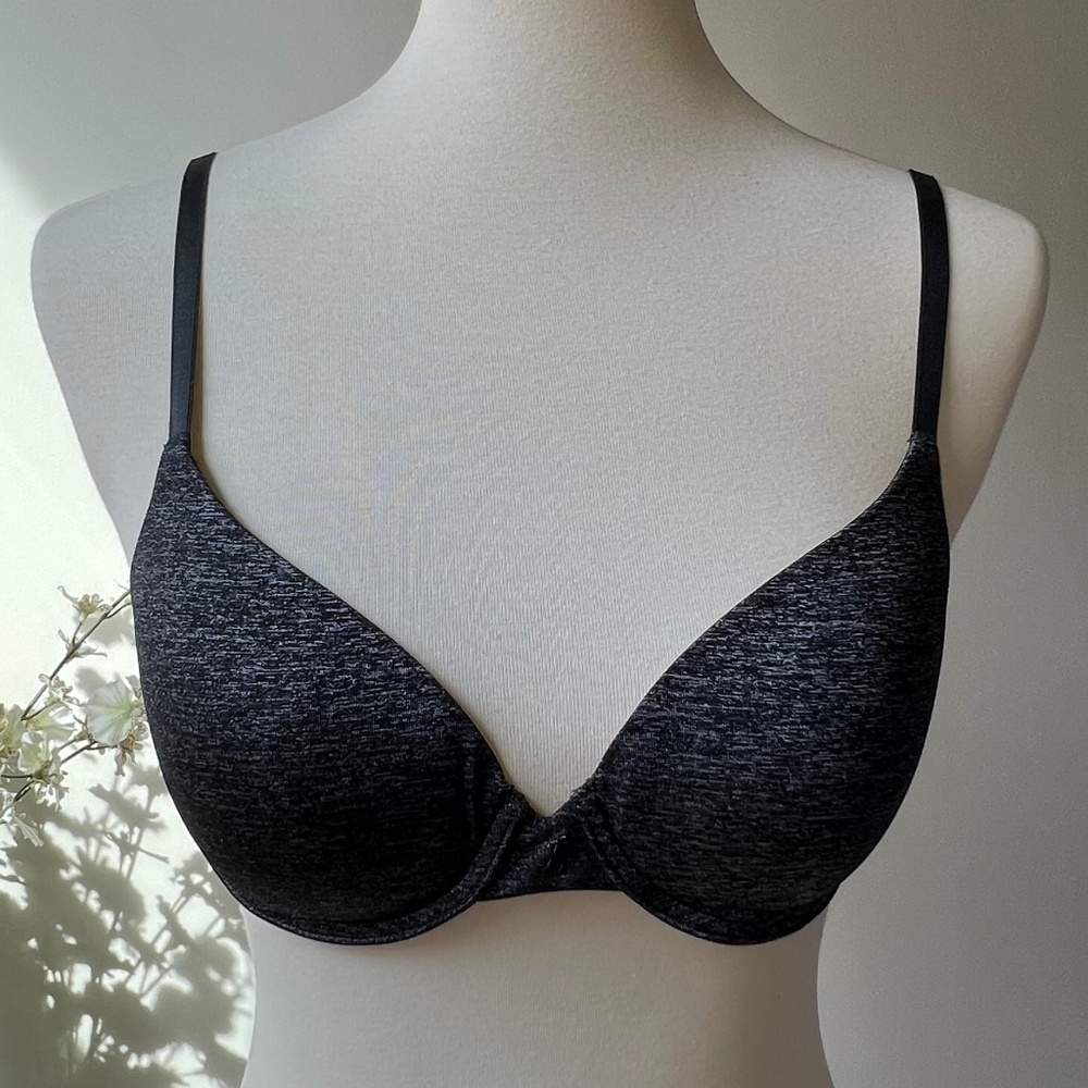 Victoria's Secret T-Shirt Push-Up Full Coverage/T-Shirt Perfect Shape Bra 34B